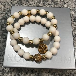 Gold White Braceletes